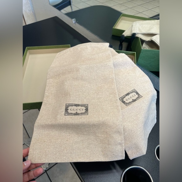 Authentic Gucci Sneakers - Picture 6 of 7